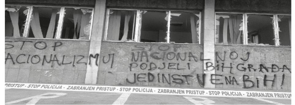 Rebelie na periferii EU: Bosna a Hercegovina v plamenech