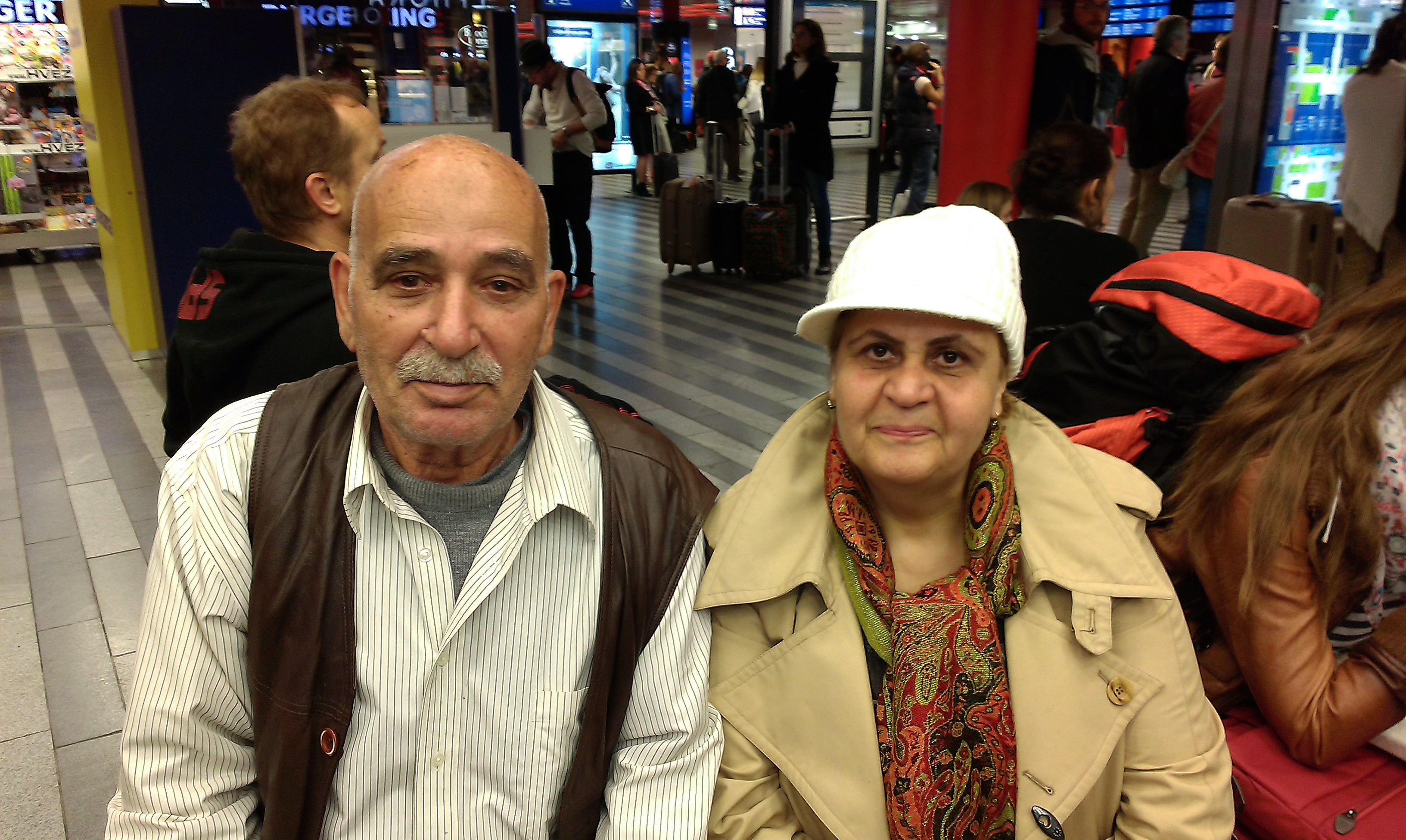 2_Syrští manželé na Hlavním nádraží